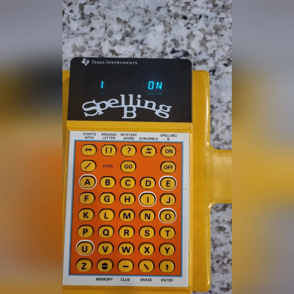 Texas Instruments Spelling B Electronic Game. Vintage Learning Toy